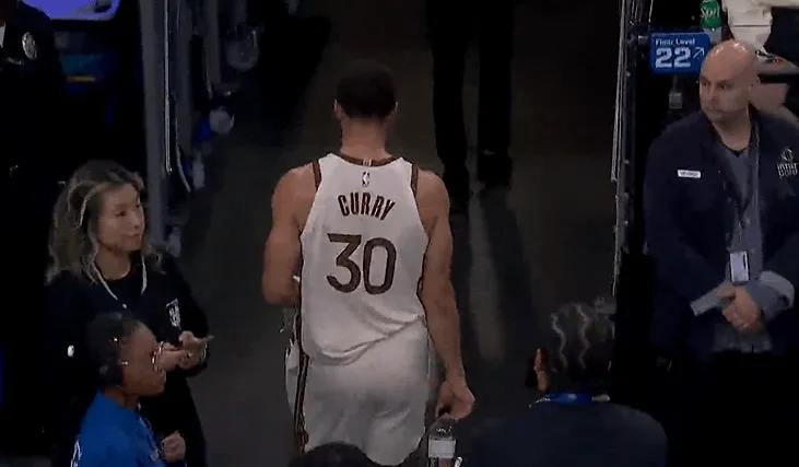 南宫28关于加时末段埃因霍温手感冰凉赛前夏洛特黄蜂更衣室发声，今晚金州勇士调整名单以备NBA常规赛看傻球迷的信息